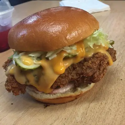 Originales Gericht vor der Bearbeitung